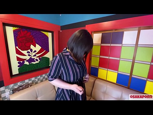 ❤️ Japanska slatka s velikim sisama masturbira seks igračkama i doživi orgazam. U intervjuu govori o svom jebenom iskustvu. Ogromne sise i dlakava maca glasno stenju. Osakaporn ️ Samo porno na bs.porngifer.ru